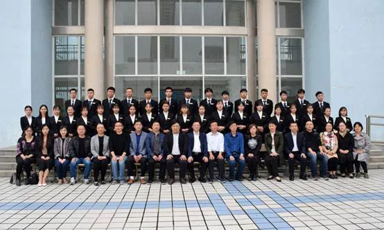 安徽梦都集团与安徽冶金科技职业学院首届“梦都职业经理人班”开班典礼圆满结束 安徽梦都集团与安徽冶金科技职业学院首届“梦都职业经理人班”开班典礼圆满结束